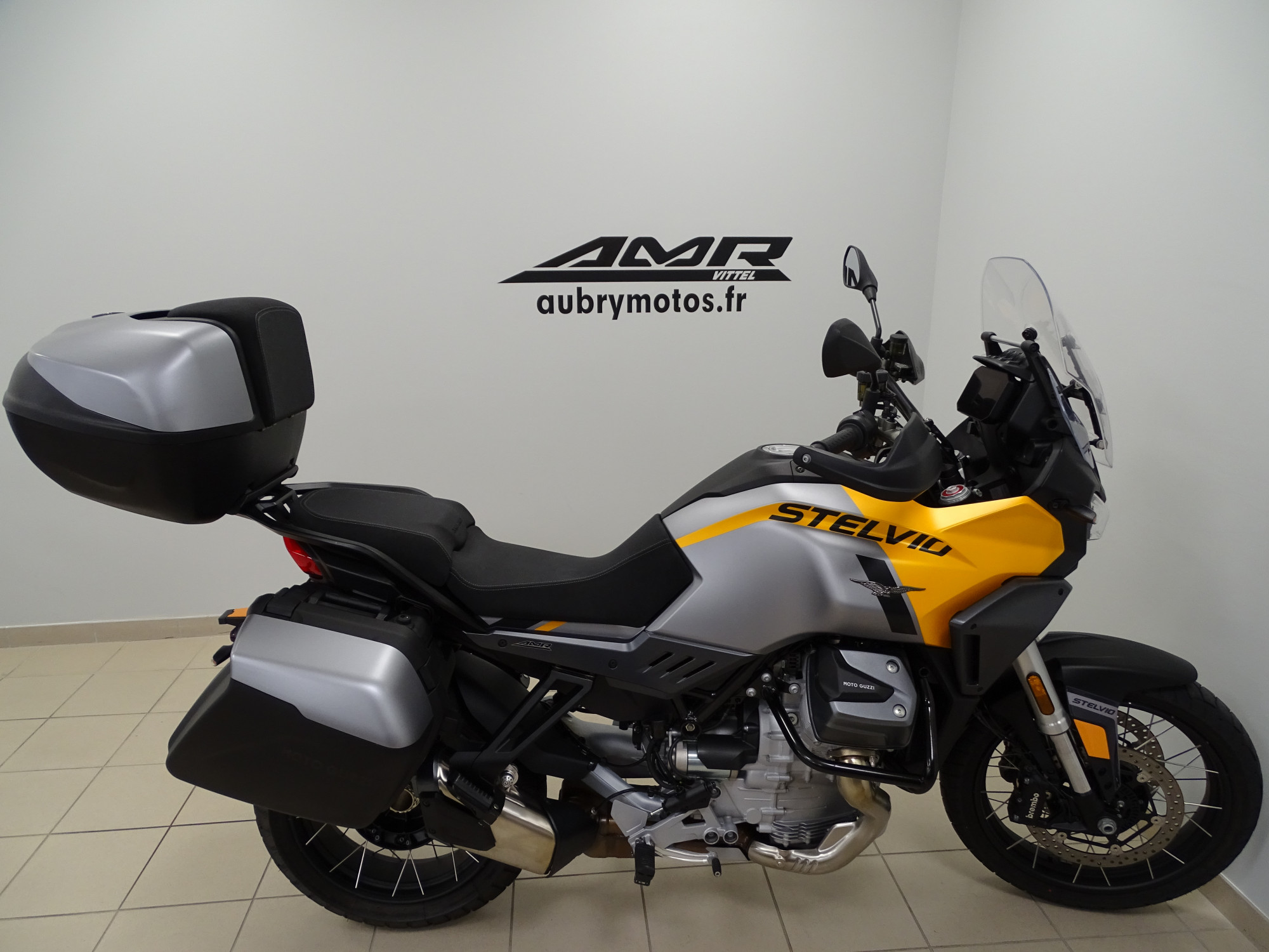 MOTO GUZZI 1042 STELVIO