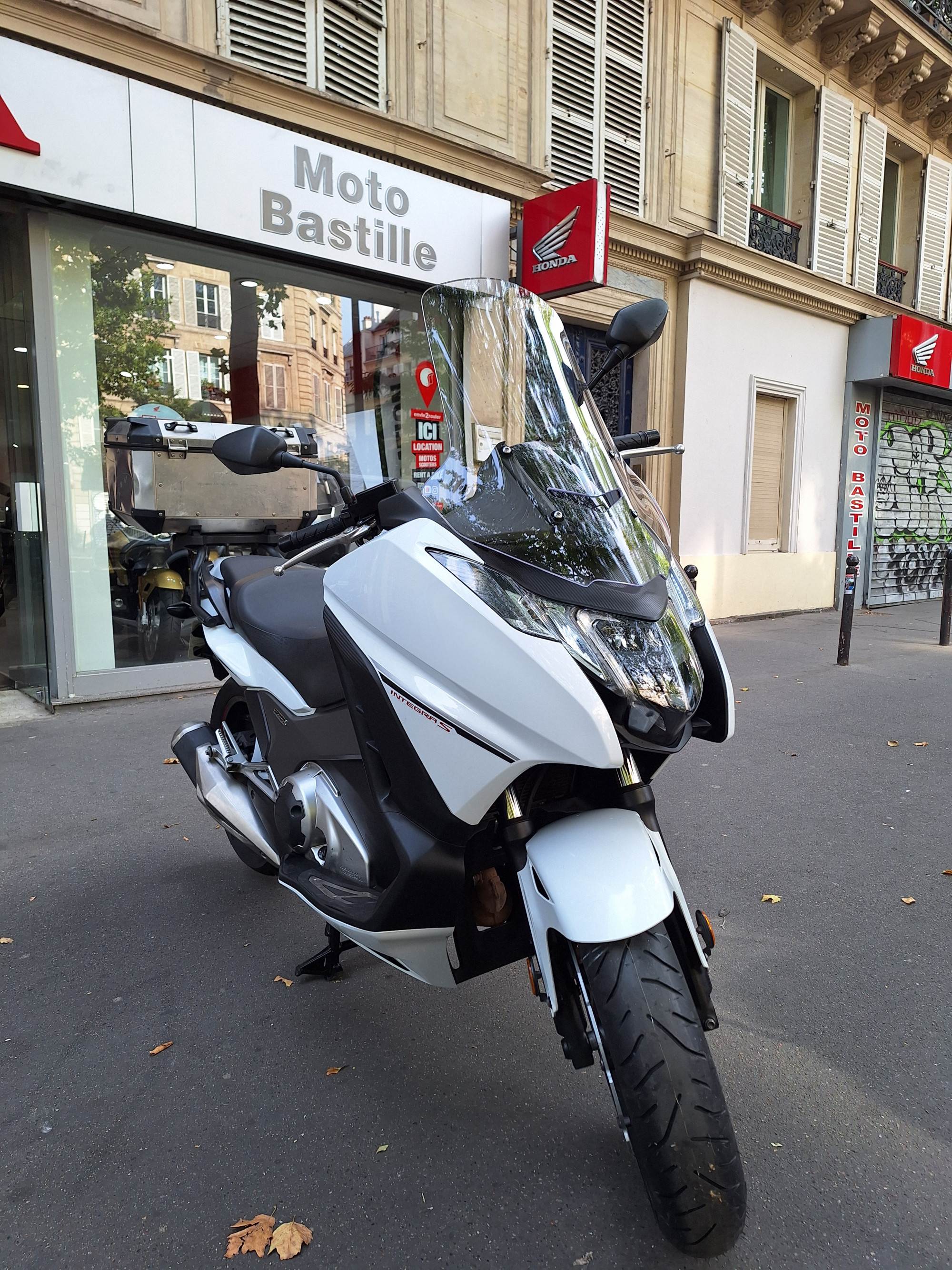 HONDA 750 INTEGRA 750 S