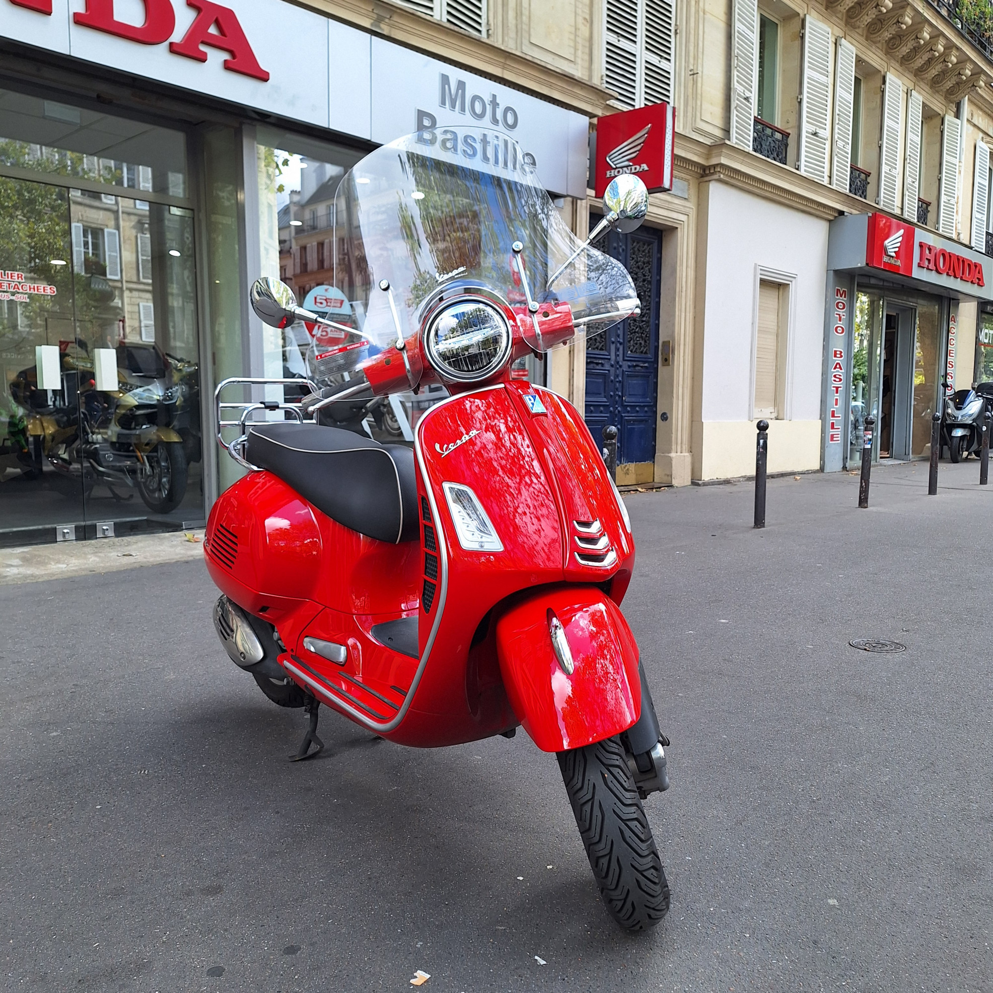 PIAGGIO 300 GTS 300