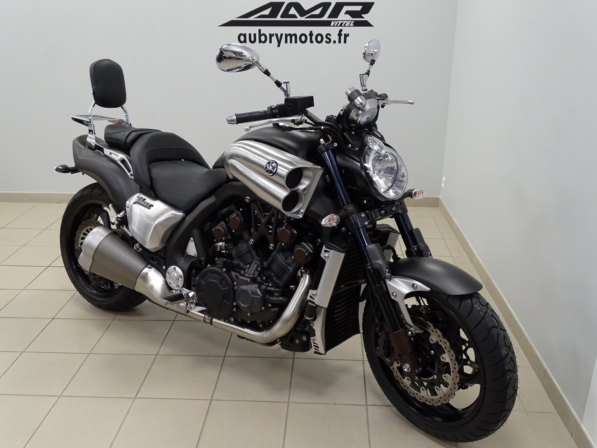 YAMAHA 1700 V-MAX 1700