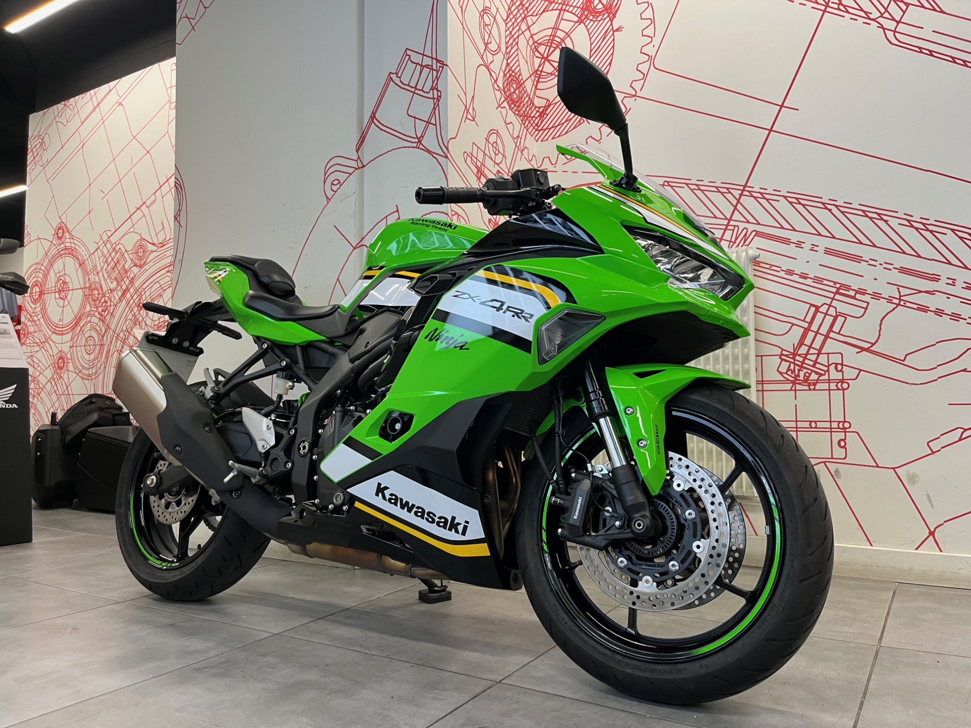 KAWASAKI 400 Ninja ZX-4RR