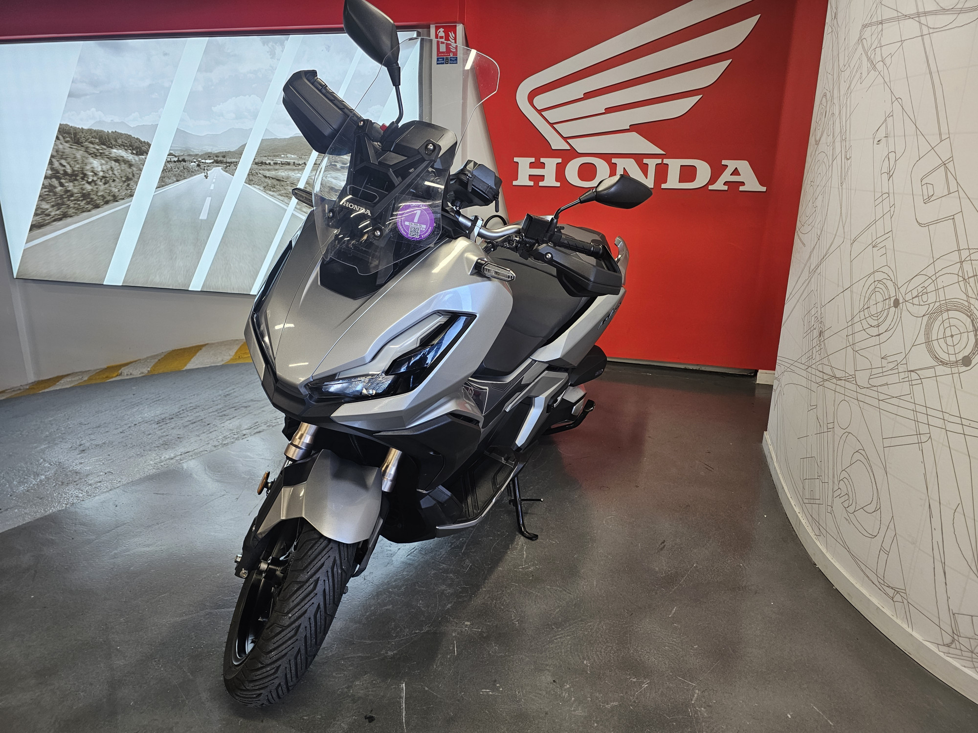 HONDA 350 ADV 350