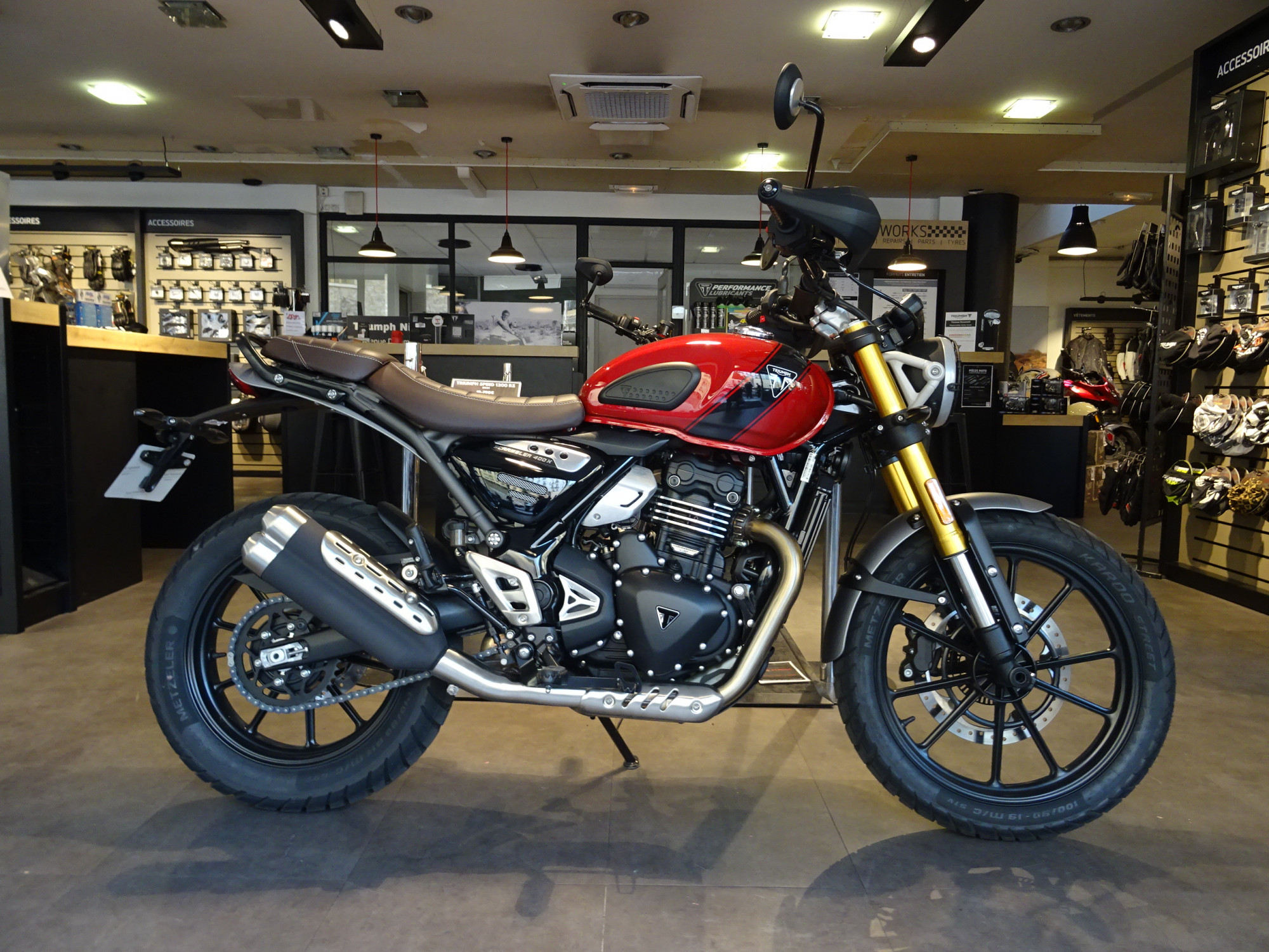 TRIUMPH 400 Scrambler 400 X