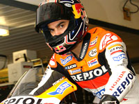 Les blessures de Pedrosa compromettent son début de saison