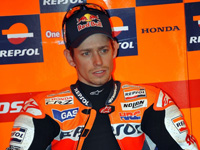 Stoner plaint Ducati... et tacle Rossi !