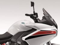 BN600GT et BN302 : Benelli expose deux nouveautés 2014 à Milan