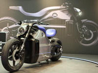 Voxan dévoile son concept de moto électrique Wattman