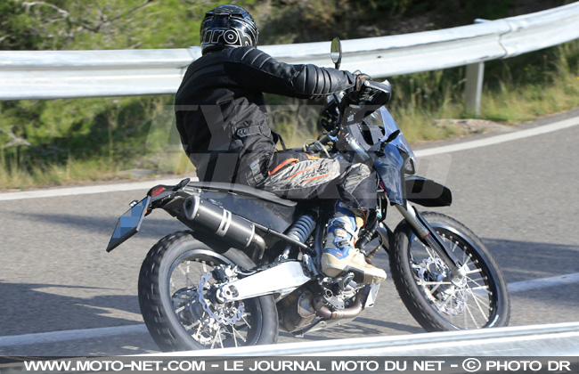 390 et 790 Adventure : des KTM pour tout le monde... entier