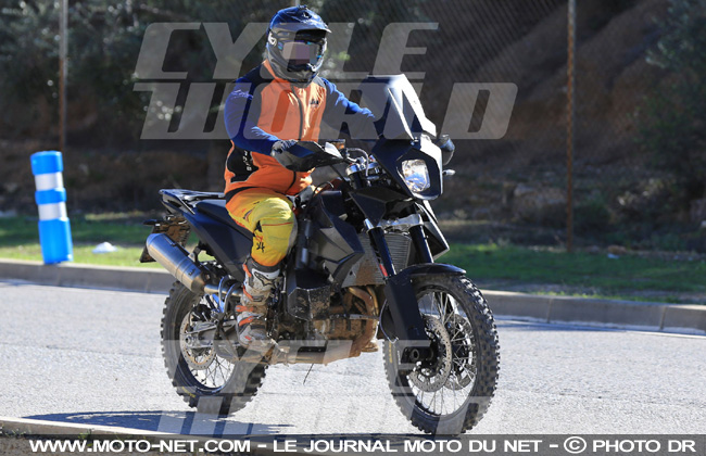 390 et 790 Adventure : des KTM pour tout le monde... entier