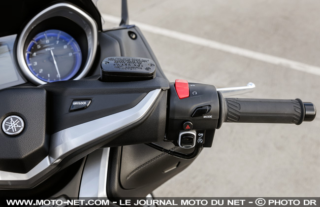 Nouveau scooter Yamaha TMax 2017 : premières informations