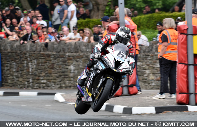 Dunlop - Vidéo moto : Tourist Trophy 2017, le combat du siècle