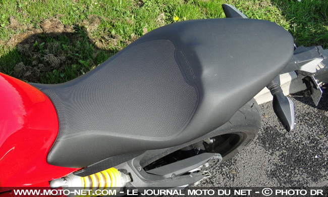  Duel Shiver 900 Vs Monster 797 : roadster sauce vénitienne ou bolognaise ? 
