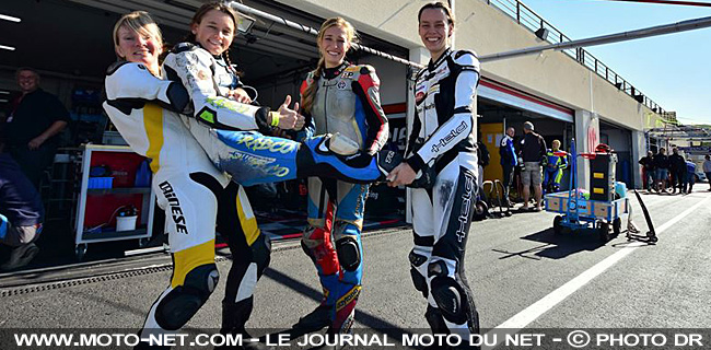 Muriel Simorre, Amandine Creusot, Jolanda van Westrenen et Sabine Holbrook pour le Girls Racing Team