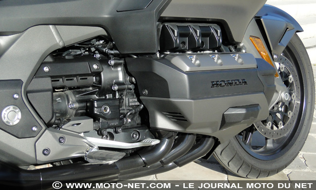 Duel BMW R1250RT Vs Honda GoldWing : Nouvelle donne en Moto GT 