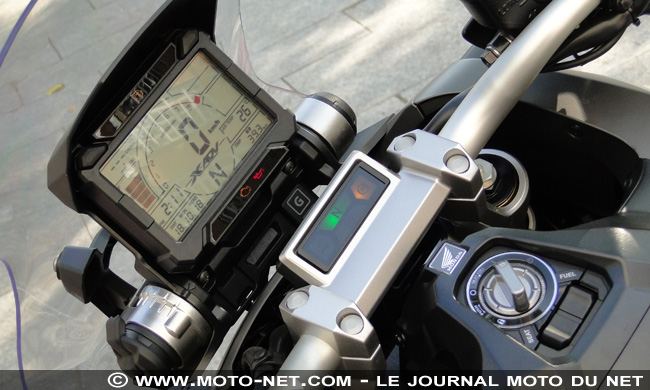 Duel Honda X-Adv Vs Yamaha Tmax : moto, scooter ou les deux ?