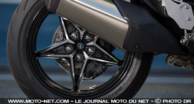  Essai Kawasaki Ninja H2 SX : moto routière sportive, en vert et contre tout...
