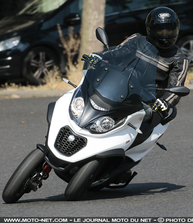 Essai Piaggio MP3 350, 500 HPE Sport ou Business : au choix !