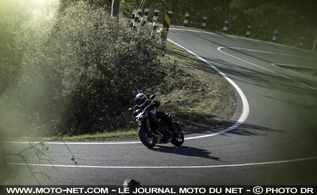 Essai MT-09 SP page 2 - Dynamique : enfin sur des rails