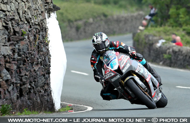Michael Dunlop remporte les premières course Superbike et Supersport du Tourist Trophy 2018