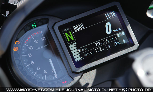 Essai Versys 1000 2019 : (r)évolutions pour le maxitrail GT Kawasaki Essai Versys 1000 2019 : (r)évolutions pour le maxitrail GT Kawasaki