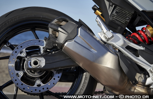  Essai F900R : le roadster BMW totalement revu… avec un R de déjà vu 