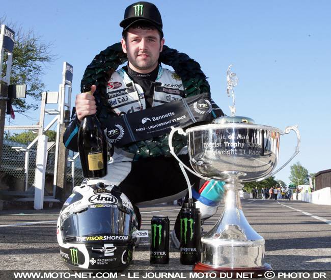 Michael Dunlop sur une Panigale V4R du team PBM au Tourist Trophy 2020