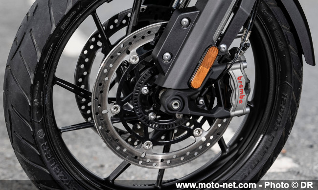 Essai Tiger 1200 2022 : le maxitrail Triumph veut bouffer du lion