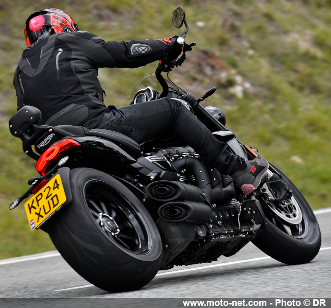  Essai Rocket 3 Storm R et GT 2024 : Triumph vous décomplexe
