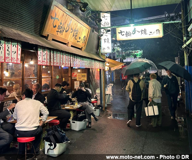 Kawasaki La Défense et ses clients posent les roues au Japon Kawasaki La Défense et ses clients posent les roues au Japon