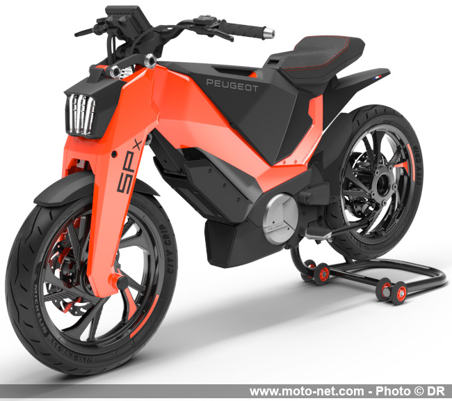  Peugeot Motocycles monte un groupe de 5 marques - très - différentes 