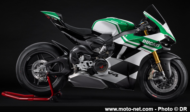 Des Panigale V4 Tricolore et Diavel V4 noir et jaune chez Ducati