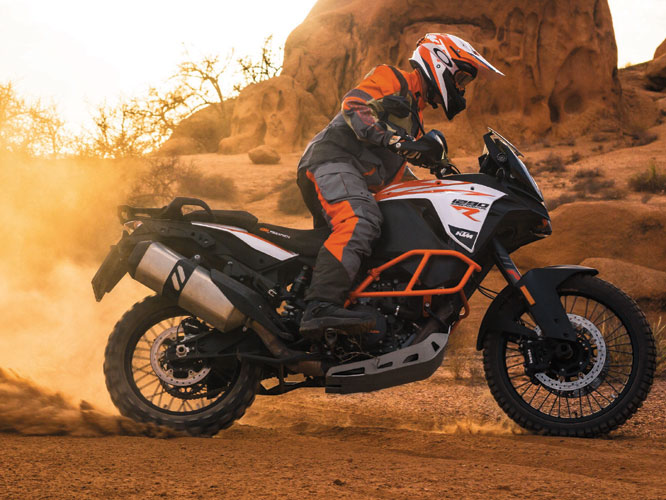 KTM 1290 Super Adventure R et S 2017 : premières informations